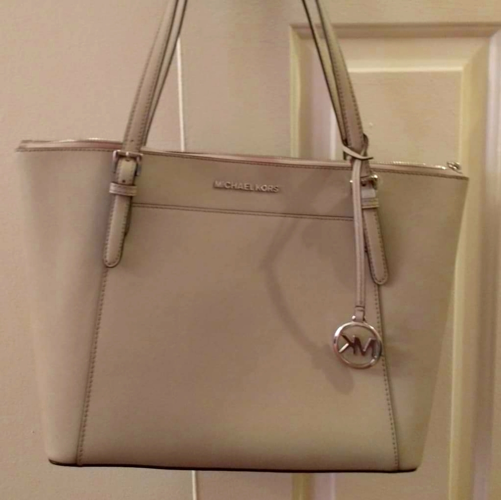 Michael Kors Tote